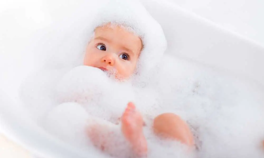Bain du nouveau né
