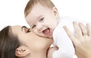 bébé qui rit