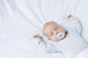 bébé qui dort