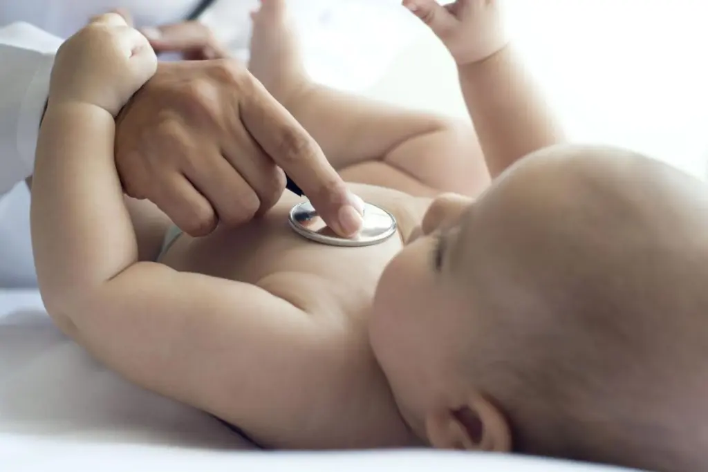 examen bébé après naissance