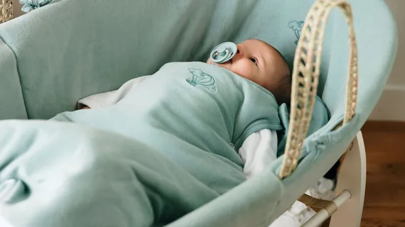 Comment habiller bébé la nuit ?