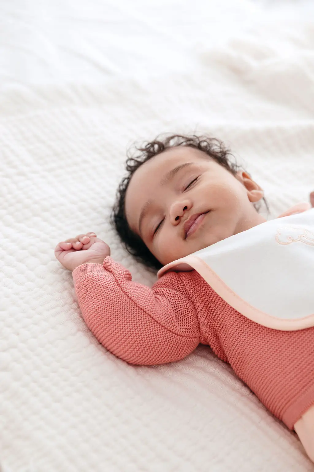 Bavoir bébé qui dort