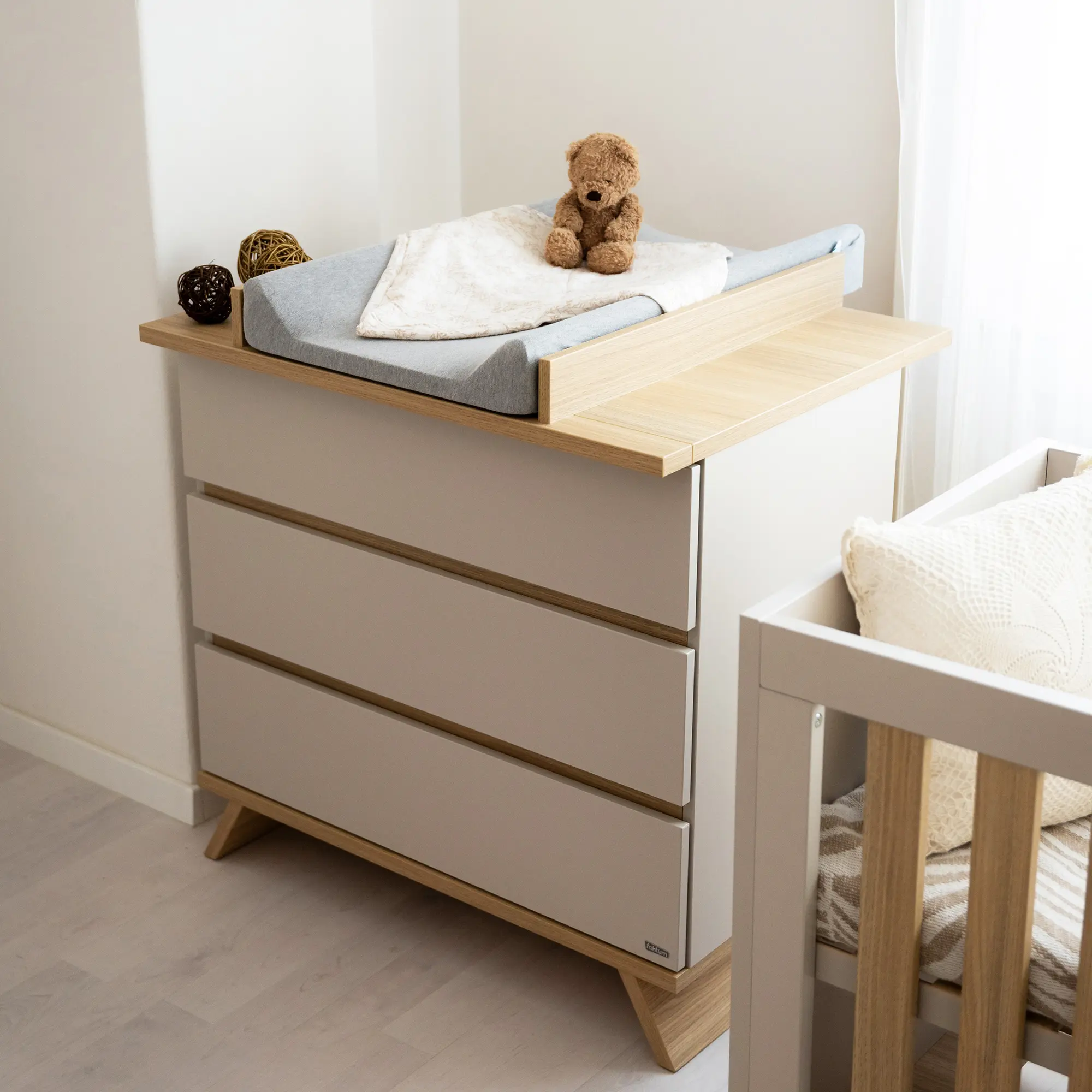 Commode à Langer avec Plan à Langer Amovible – SIENNA