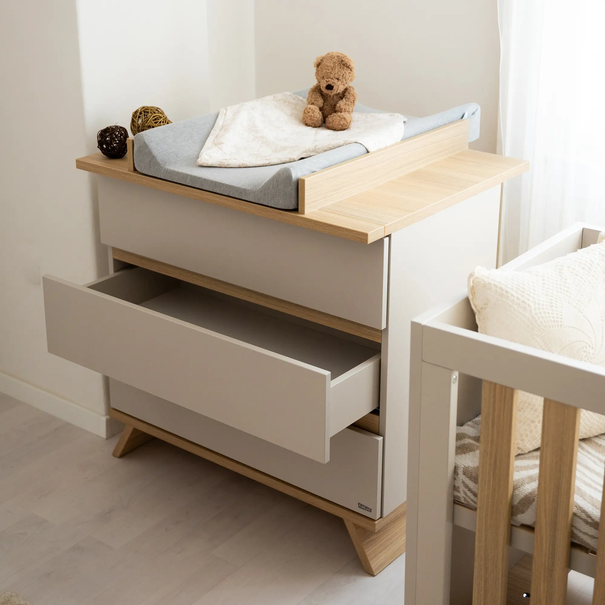 Commode à Langer avec Plan à Langer Amovible – SIENNA